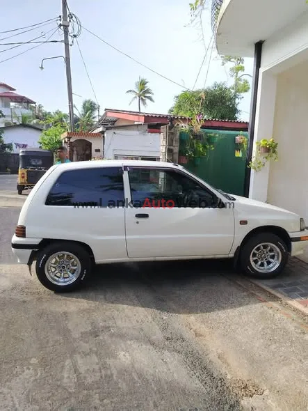 DAIHATSU CHARADE photo 2 in Wattala, Gampaha