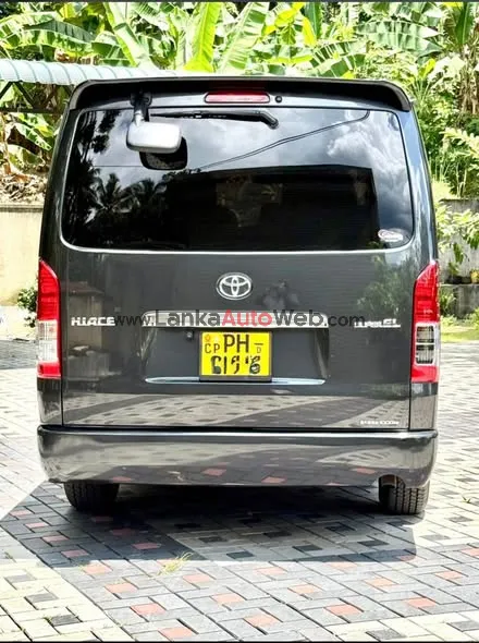 Toyota KDH HIACE 200 2006 photo 2 in Mawanella, Kegalle