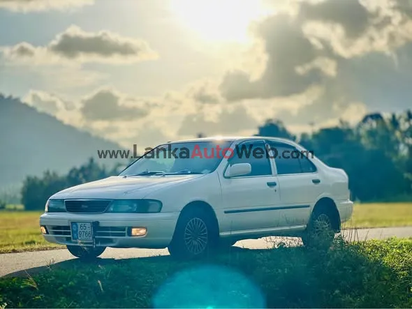 Nissan sunny fb14(sb14) photo 4 in Mawathagama, Kurunegala