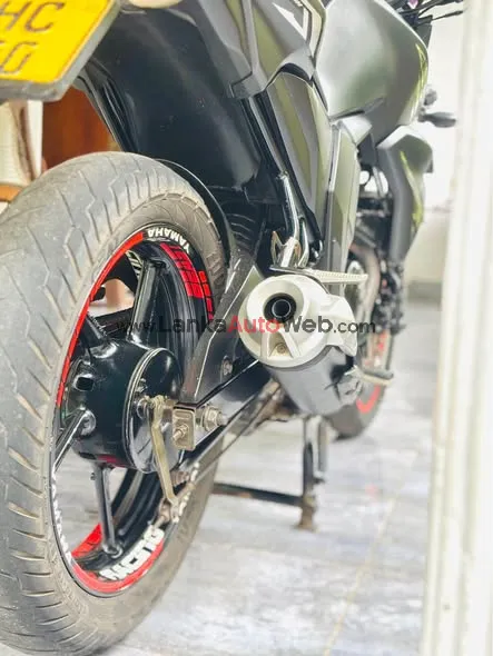 YAMAHA FZ – FOR SALE photo 3 in Kirindiwela, Gampaha