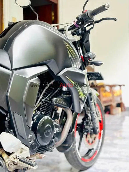 YAMAHA FZ – FOR SALE photo 5 in Kirindiwela, Gampaha