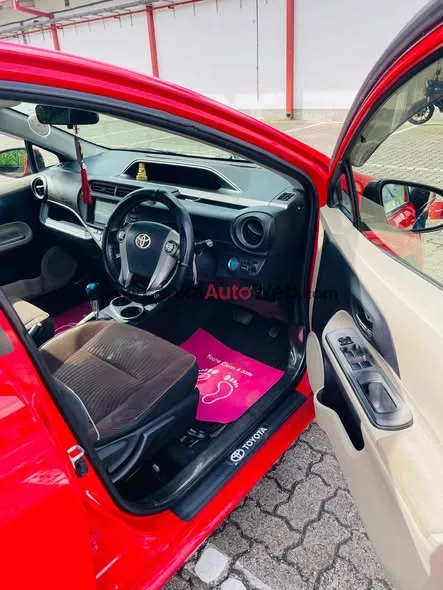 Toyota Aqua G Grade photo 3 in Kaduwela, Colombo