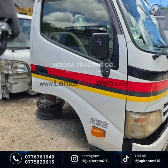 TOYOTA DYNA 12V CABIN AVAILABLE photo 3 in Gelioya, Kandy