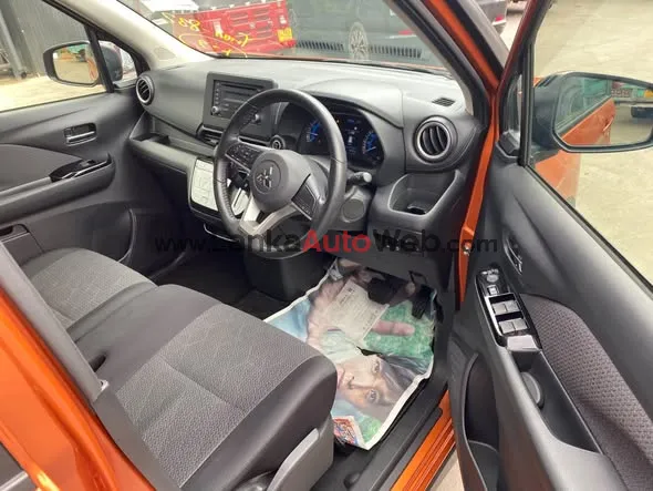 Mitsubishi eK X | Hybrid | 2024 | PUSH START | Regsitered photo 4 in Gampola, Kandy