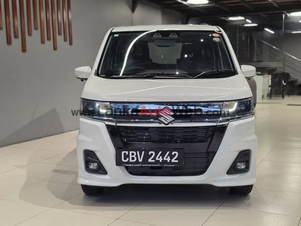 2025 Suzuki Wagon R Custom ZX / 360 Camera photo 2