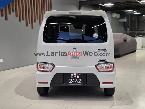 2025 Suzuki Wagon R Custom ZX / 360 Camera photo 4