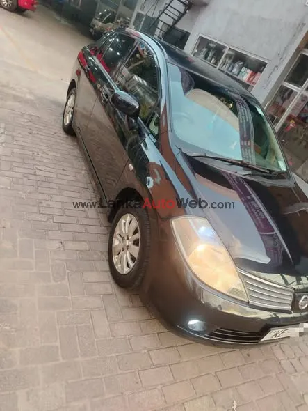 Nissan Tiida 2007/2010 car photo 4 in Gampaha, Gampaha