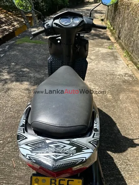 Adupadu+kisiwak+na+ganum+karuwan+amathanna photo 2 in Warakapola, Kegalle