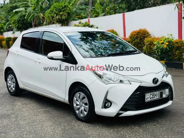 TOYOTA VITZ – Mint Condition photo 2