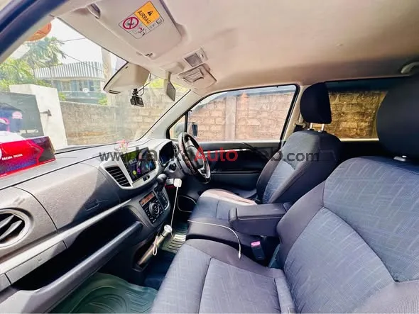 Brand/Model: Suzuki Wagon R Stingray photo 5 in Jaffna, Jaffna