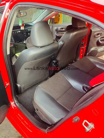 TOYOTA AQUA S GRADE LIMITED – SOFT LEATHER photo 4 in Delgoda, Gampaha