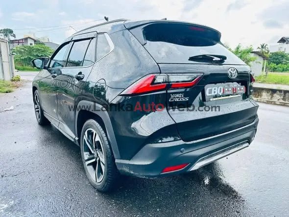 Yaris Cross (Highest Grade) 2025 photo 1 in Kottawa, Colombo