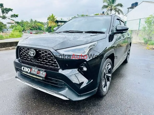 Yaris Cross (Highest Grade) 2025 photo 3 in Kottawa, Colombo