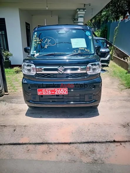Suzuki spacia G hybrid unregistered