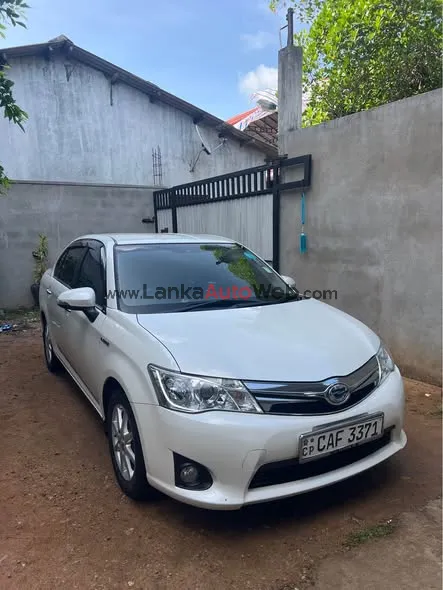 TOYOTA AXIO G GRADE 2015 (HYBRID) photo 5 in Anuradhapura, Anuradhapura