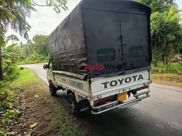 Toyota townace photo 2