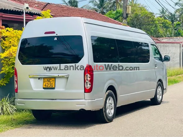 Joylong HKL 6600 RCV High Roof 2015/2015 LKR 9,385,000/- photo 4 in Panadura, Kalutara