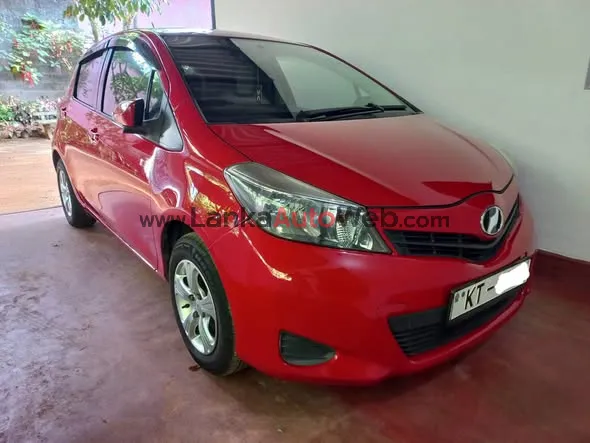 Toyota Vitz KSP 130 photo 3 in Mirigama, Gampaha