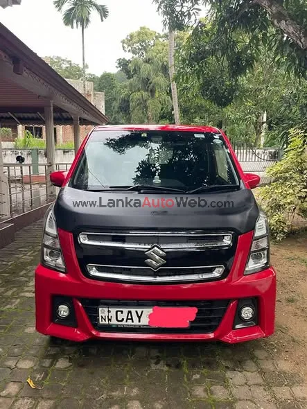 Manufactured 2017 Registered 2018 1st Registered owner photo 5 in Kurunegala, Kurunegala