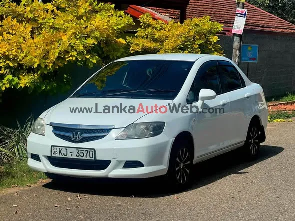 Honda Fit Aria 2007/2010 photo 3 in Moratuwa, Colombo