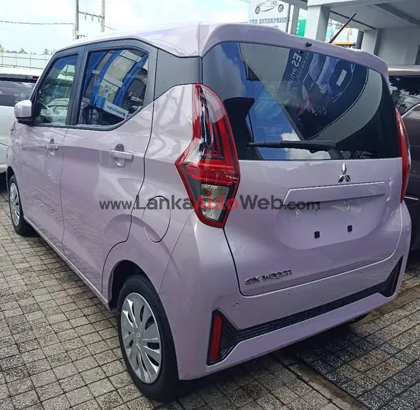Mitsubishi Ek Wagon 2025 Unregistered photo 3 in Kottawa, Colombo