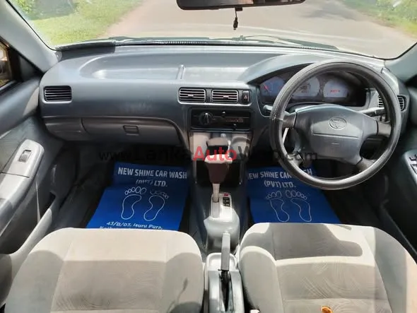 TOYOTA SOLUNA
