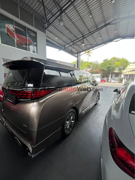 2025 TOYOTA ALPHARD 2.5 HYBRID photo 3