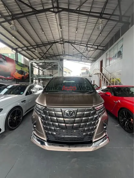 2025 TOYOTA ALPHARD 2.5 HYBRID photo 4