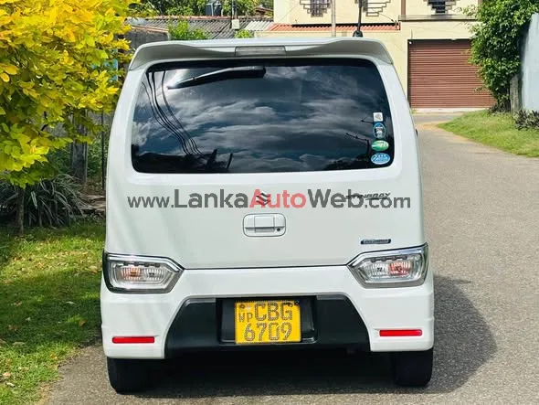 Suzuki Wagon R Sitingray 2018/2019 photo 2 in Panadura, Kalutara