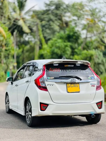 Yom2015 Yor2015 photo 3 in Gampaha, Gampaha