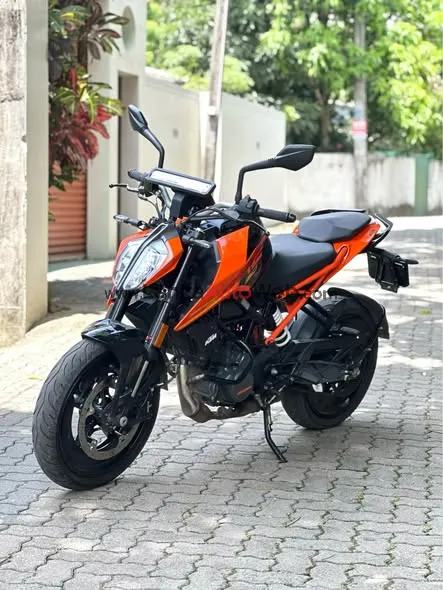 Low millage 3000 km