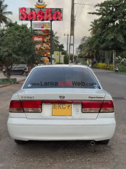 Well-maintained Nissan FB15 in excellent running condition. photo 2 in Polonnaruwa, Polonnaruwa