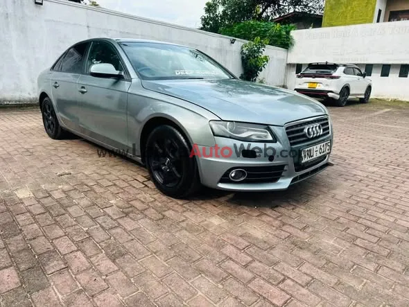 Audi A4 2.0 LT Diesel photo 4