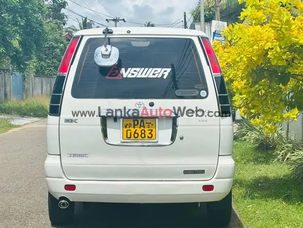Toyota Noha KR42 2000/2005 photo 5 in Kalutara, Kalutara