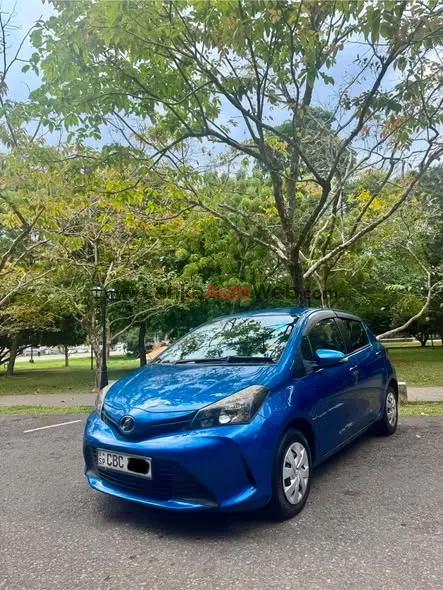 මෙම vitz කාර් රථය වී කිණීමට ඇත. photo 1