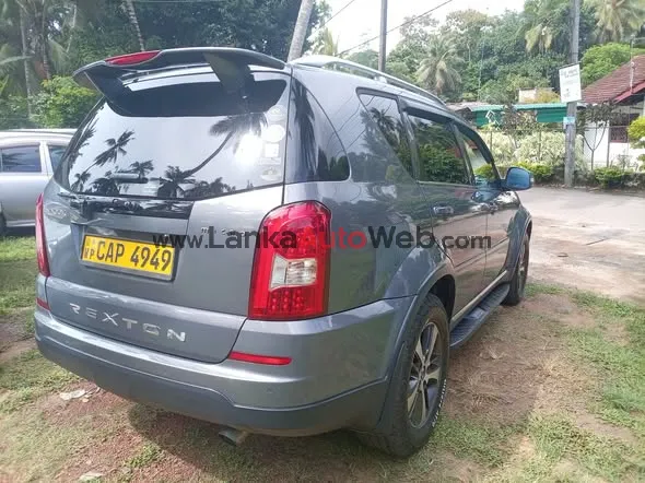 REXTON W 2016 FULLY LOADED. photo 2