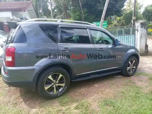 REXTON W 2016 FULLY LOADED. photo 3