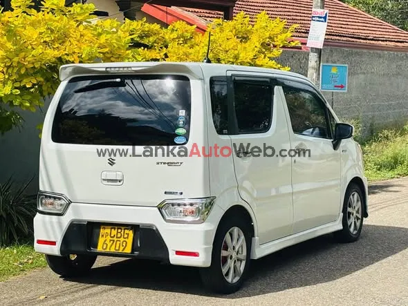 Suzuki Wagon R Sitingray 2018/2019 photo 4 in Panadura, Kalutara