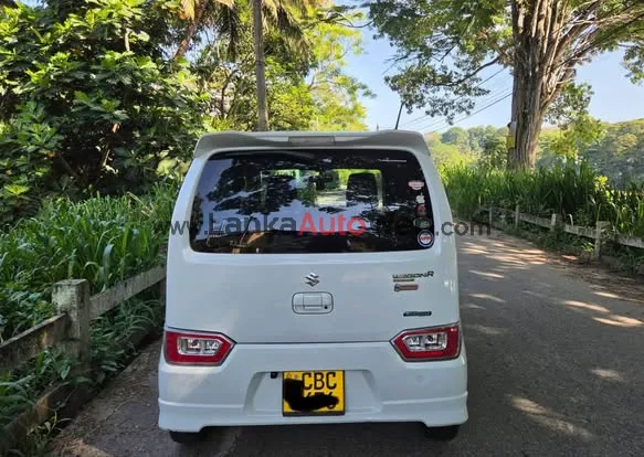 WAGON R FZ PREMIUM 2018 photo 2 in Kandy, Kandy