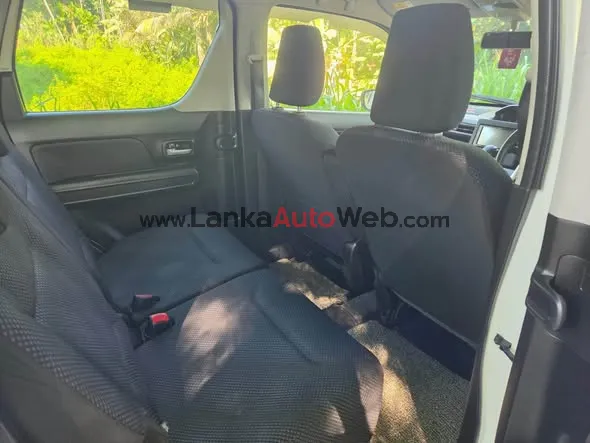 WAGON R FZ PREMIUM 2018 photo 3 in Kandy, Kandy