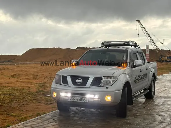 NISSAN NAVARA AVENTURA – 2007 / REGISTERED 2013 | FOR SALE photo 2 in Gampaha, Gampaha