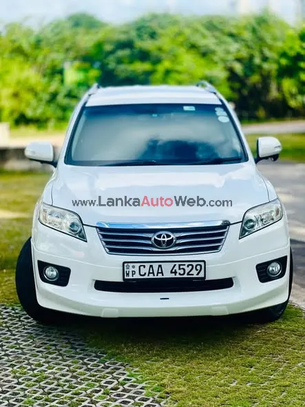 TOYOTA VANGURD TURBO photo 5 in Piliyandala, Colombo