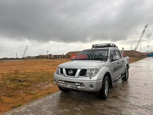 NISSAN NAVARA AVENTURA – 2007 / REGISTERED 2013 | FOR SALE photo 4 in Gampaha, Gampaha