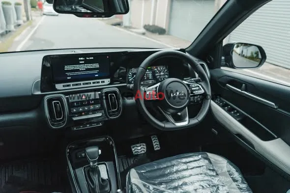 2026 KIA SONET GTX+ | 1.0L TURBO | AURORA BLACK photo 5