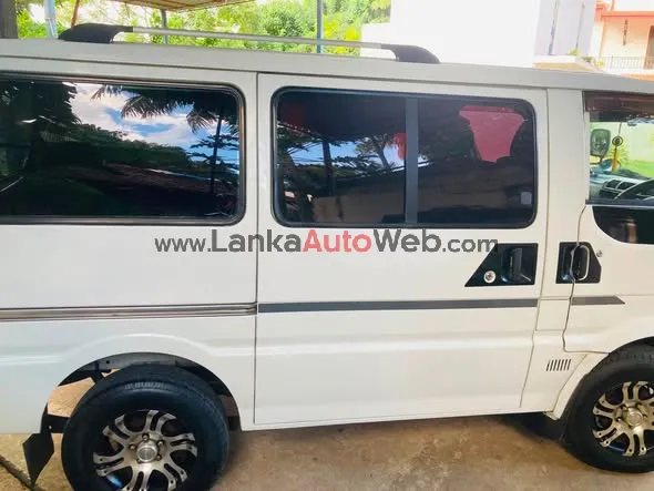 Nissan Vanette  2007