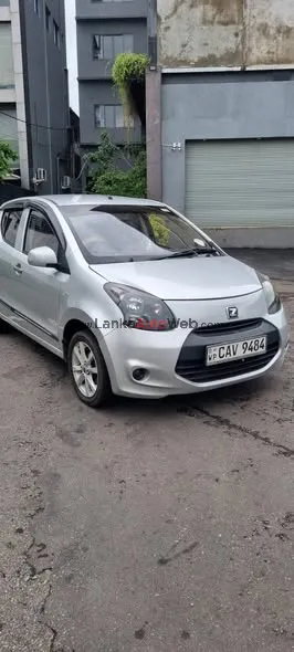 ZOTYE Z100