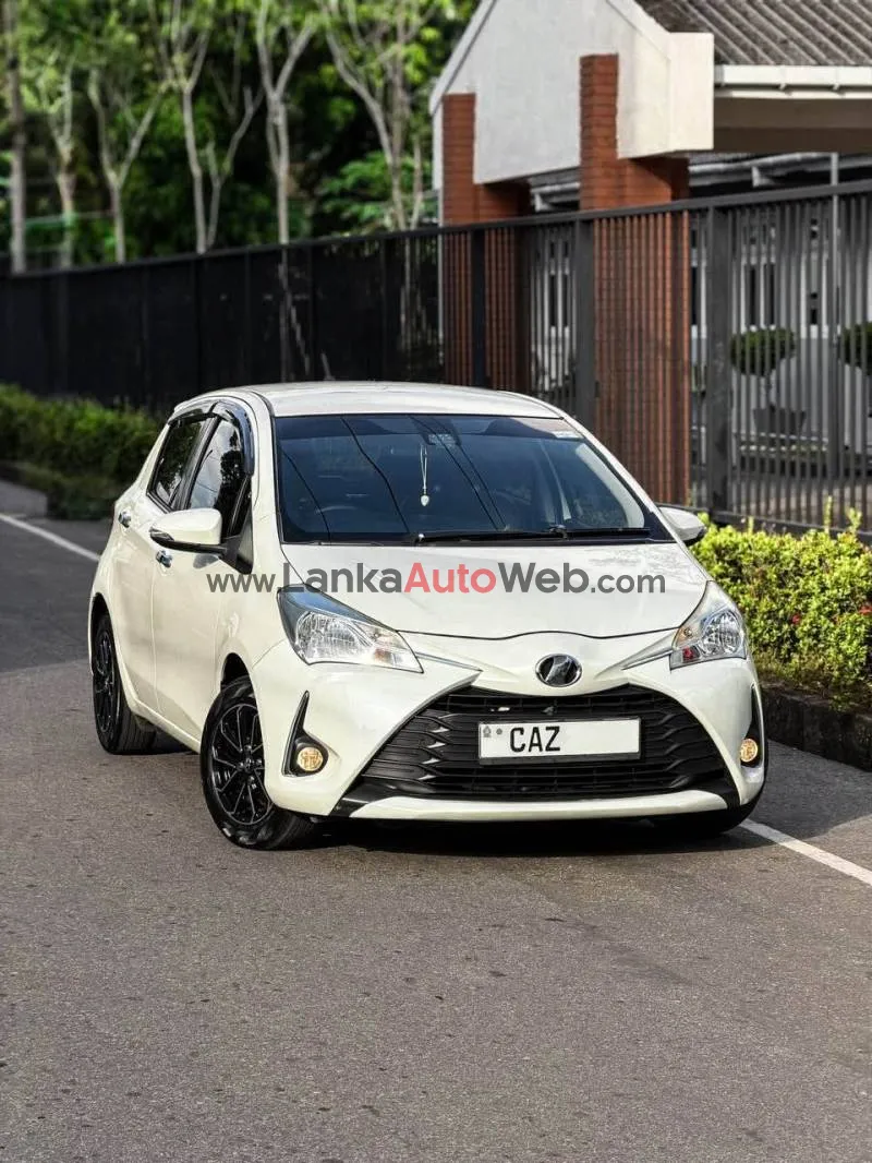 Toyota Vitz 2018 Edition 2 photo 2 in Mount Lavinia, Colombo