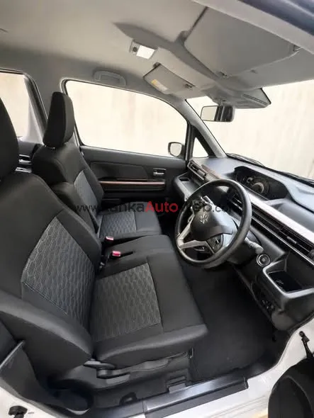 2025 Suzuki – Custom ZX Grade photo 3