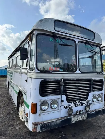 Ashok Leyland 2004 photo 3 in Wariyapola, Kurunegala