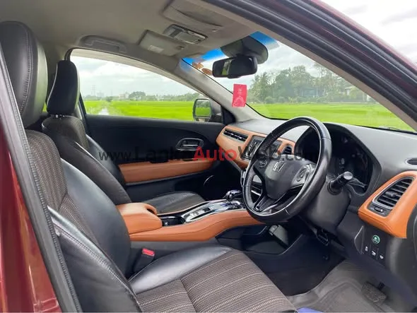 Honda Vezel Z Orange photo 5